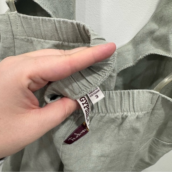 Gypsies & Moondust Halter Linen Blend Jumpsuit Button Front Wide Leg Sage Green - Picture 4 of 9